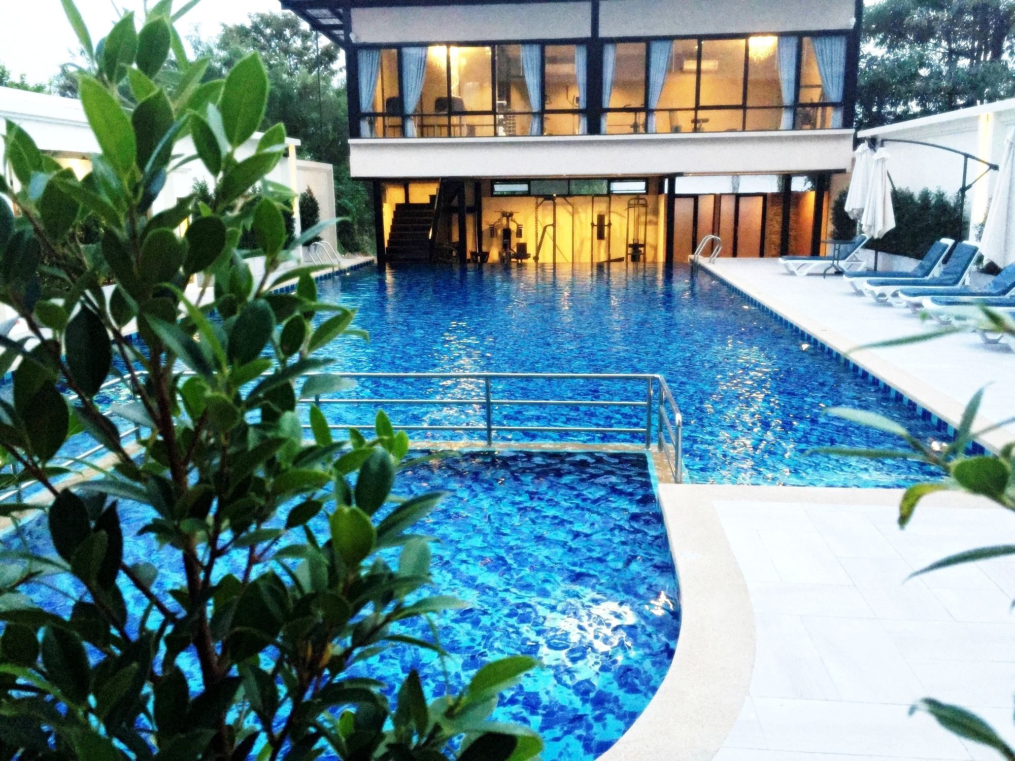 Avana Laemchabang Hotel Si Racha Buitenkant foto