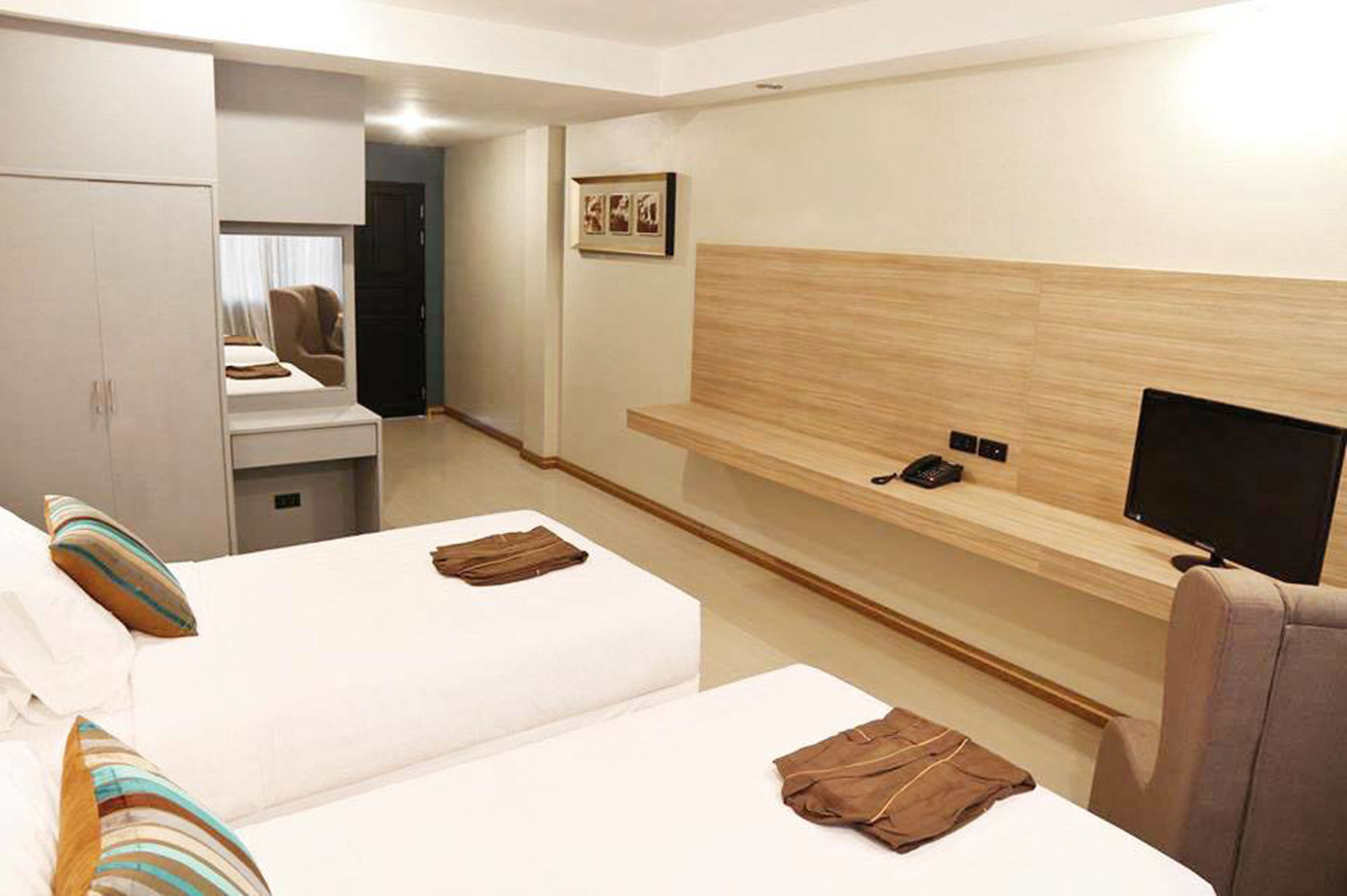 Avana Laemchabang Hotel Si Racha Buitenkant foto